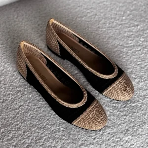 Comfortable Women's Suede Ballet Flats - Chanel