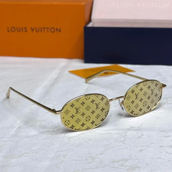 Louis Vuitton LV Link Square Sunglasses – Luxury Patterned Sunglasses